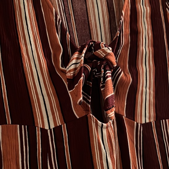 Dress - Picture 5 of 11